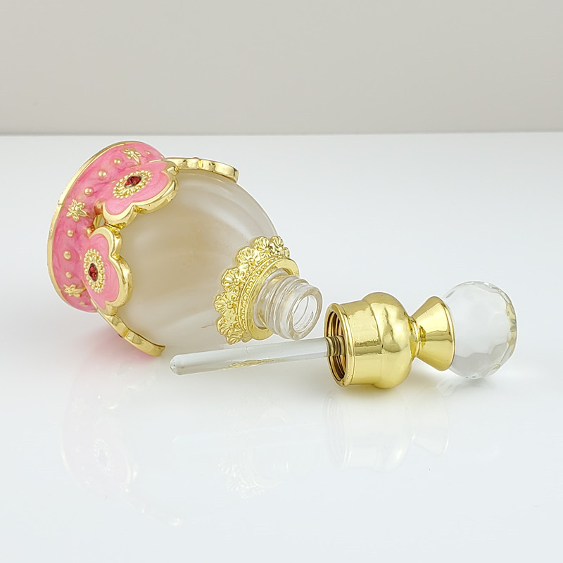 Bottiglia di profumo riutilizz - Home Fragrance Dubai recensione e prezzo